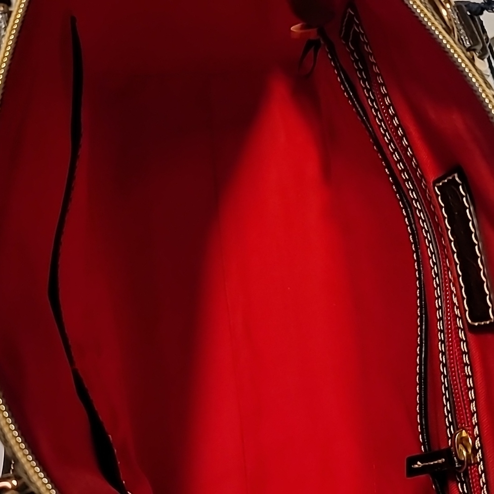 DOONEY & BOURKE Sydney Logo Leather Dome Satchel - Picture 10 of 12